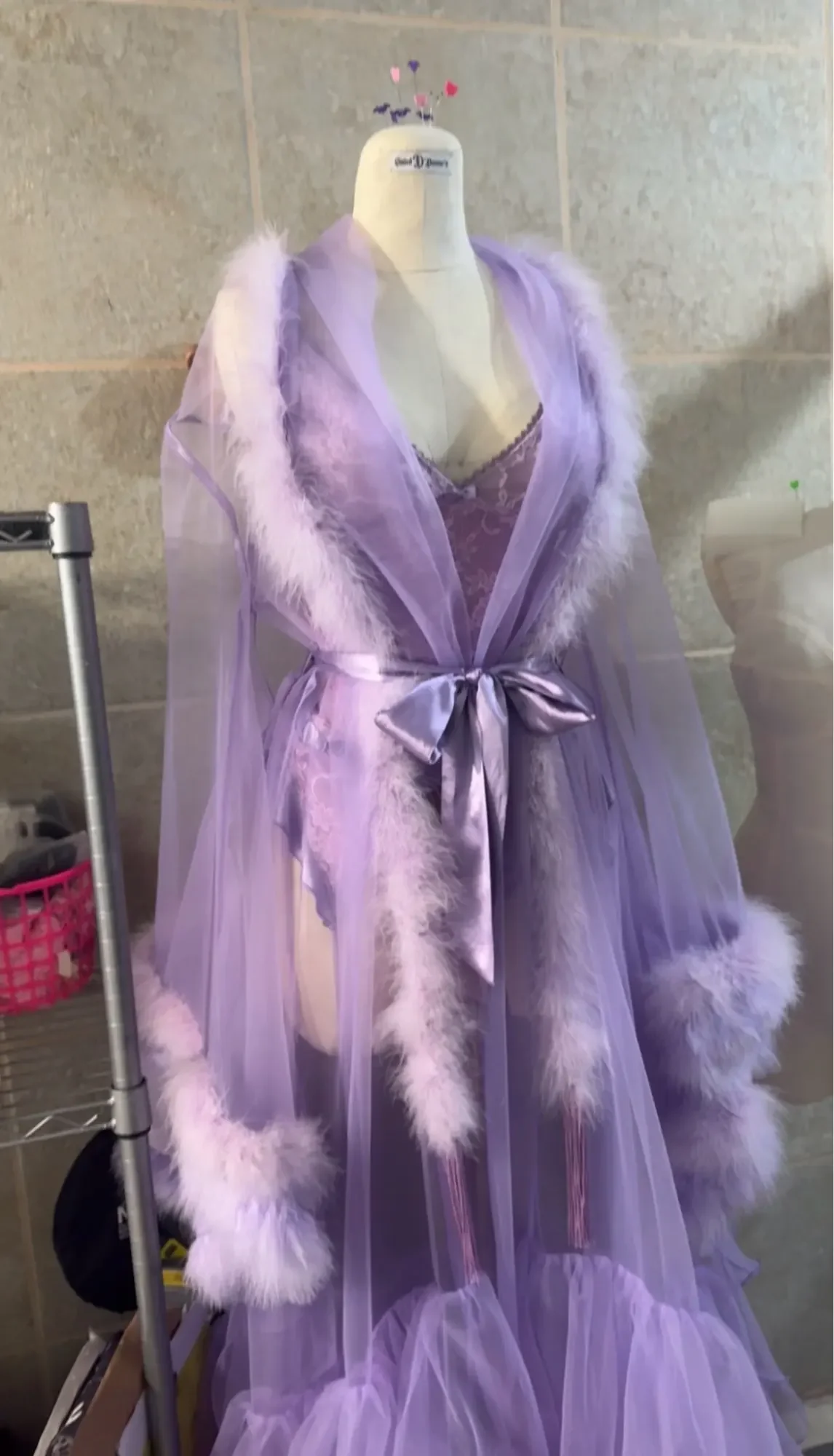 1/10 Meter Lila Truthahn-Marab – Feather Trim Marabou Bewertung und Preis