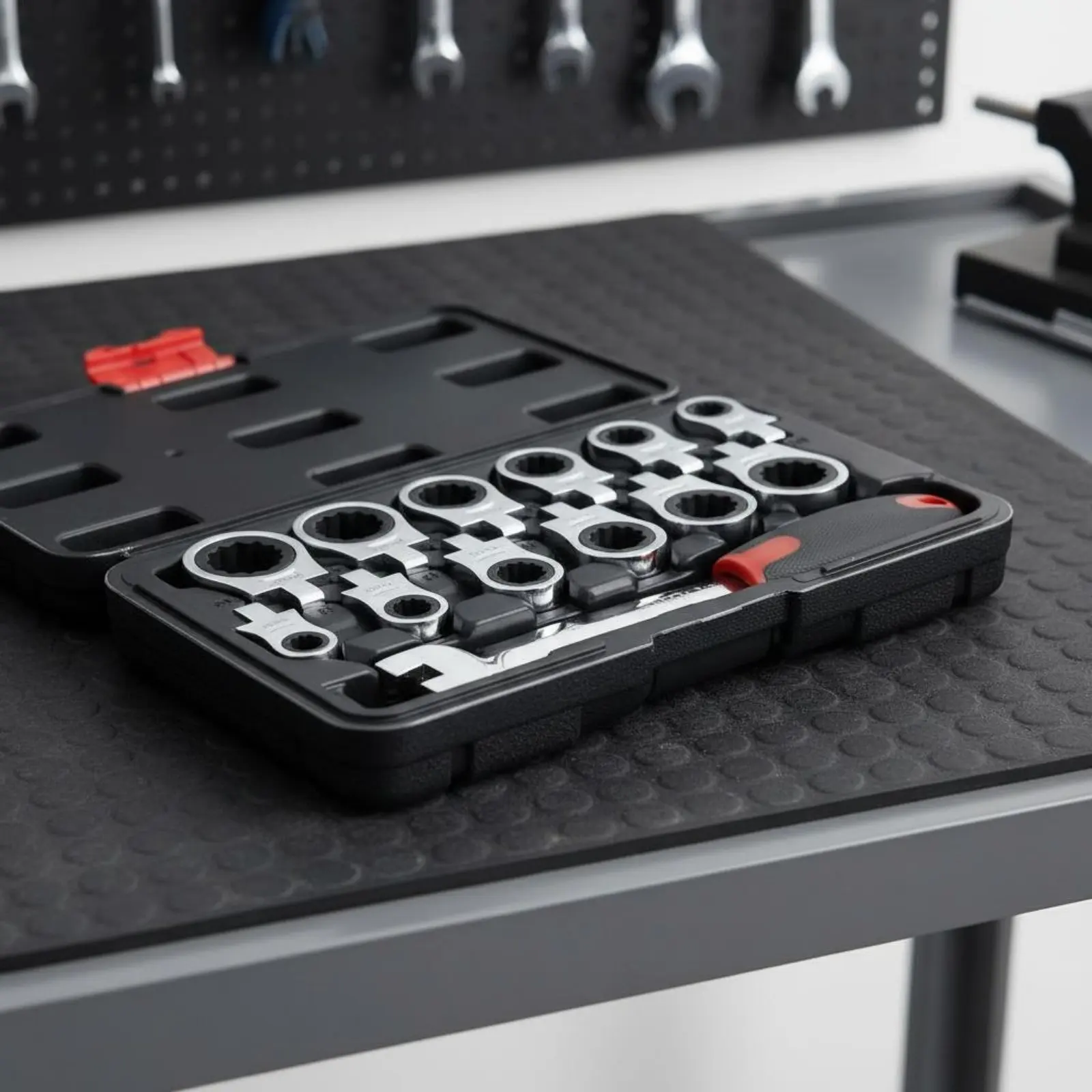 

12 Pieces 12 in 1 Wrench Set Replaceable Heads Interchangeable Head Wrench Hand Tool Portable Case Ergonomic Handle for Garage