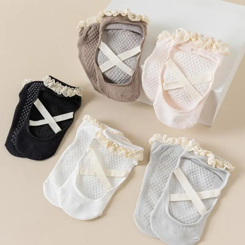 1 Paar Niedliche Spitzen-Pilates-Socken für Damen, Professionelle Rückenfreie Atmungsaktive Rutschfeste Ballett-Sportsocken – Detail 5