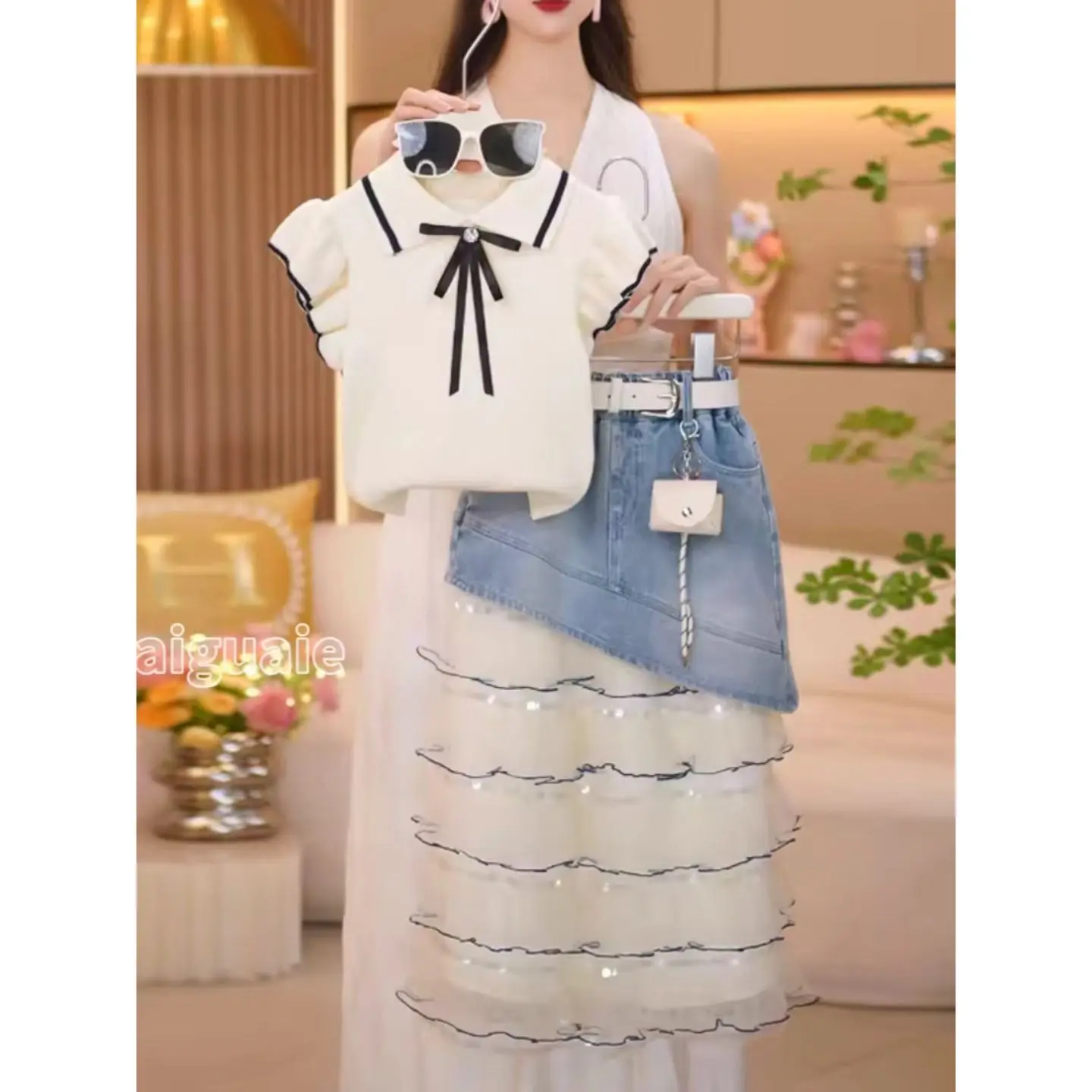 Girls Flying Sleeve Short Sleeved T-shirts Sequined Patchwork Skirt Set 2026 New Turn-down Collar T-shirt Irregular Denim Skirt