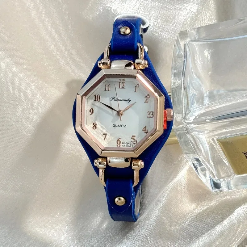 العلامة التجارية الفاخرة رقيقة حزام من الجلد النساء الساعات أنيقة السيدات ساعة اليد الكوارتز مهرجان هدية Reloj Mujer Relogios Feminino