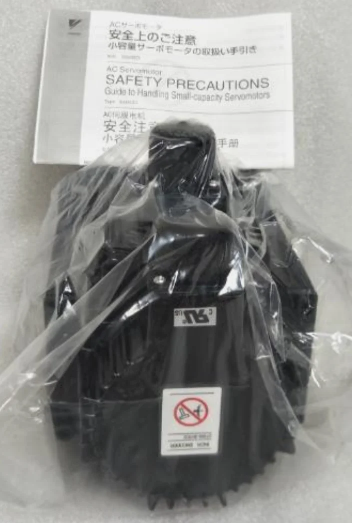 

SGMGH-44ACA21 Совершенно новый серводвигатель Быстрая доставка, SGMGH 44ACA21, на складе