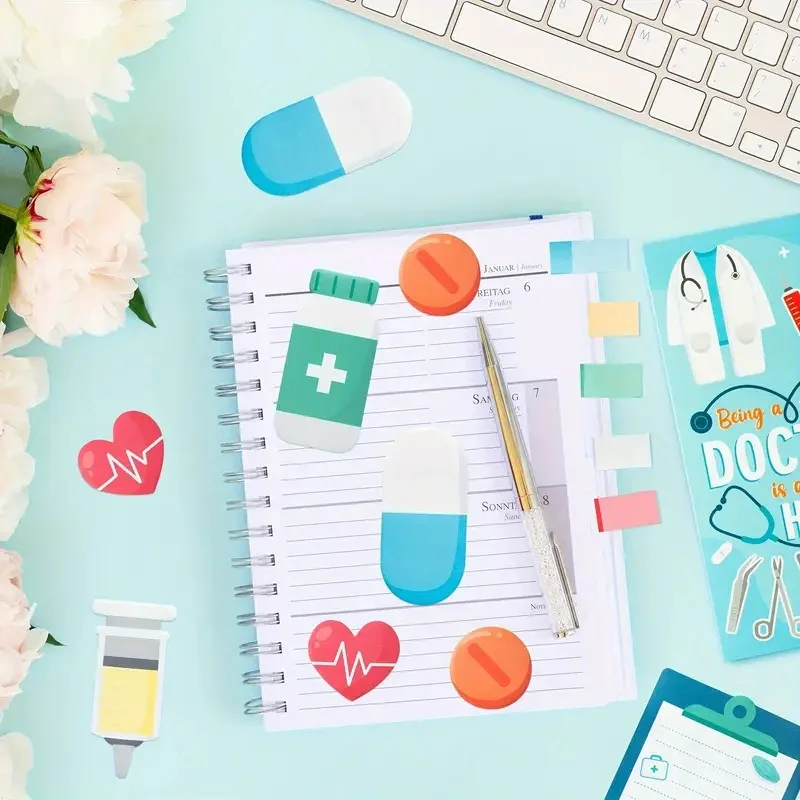 مجموعة واحدة لتصبح طبيبًا وظيفة على شكل قلب، مجموعة دفاتر ملاحظات لاصقة، 550 دفاتر ملاحظات ذاتية اللصق للأطباء