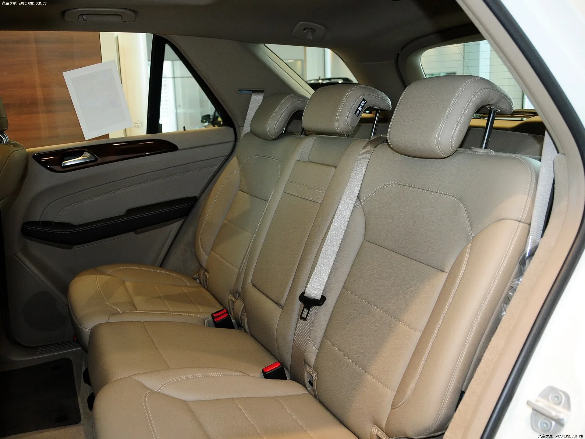 Spezieller Autositzbezug für Mercedes Benz M-Klasse ML 350 320 400 2012 2013 2014 2015 2016 PU-Leder Sitzkissen Schutzbezug – Detail 3