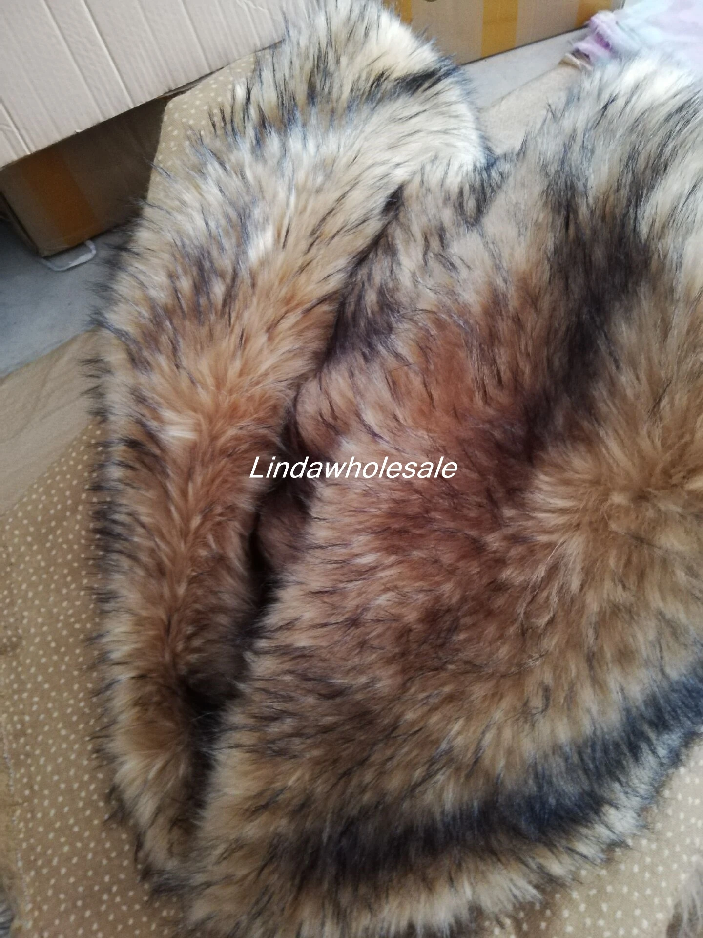 High-grade Camel color thick imitation raccoon long plush fabric,felt cloth,faux fur fabric