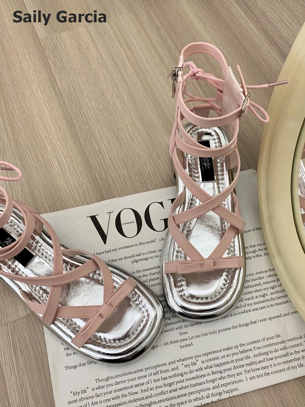 Pink Round Toe Butterfly Kont Cross Belt Flat Shoes 2023 Summer New Buckle Strap Women Sandals Open Toe Side Zipper Sexy Shoes