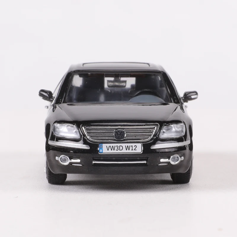 GCD 1:64 Phaeton Typ 3D Mk5 GP5 Black / Silver Diecast Alloy Model Car