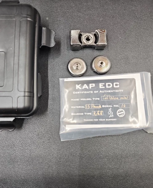 Used EDC KAP EDC Malaysia 2-page Impact Mini Gyroscope EDC Decompression Toy