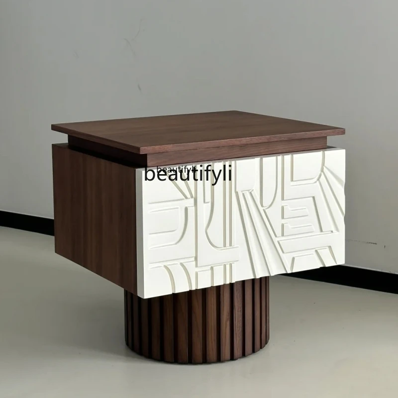 

Medieval wabi sandy wind solid wood bedside table French retro ash wood light luxury storage bedside table
