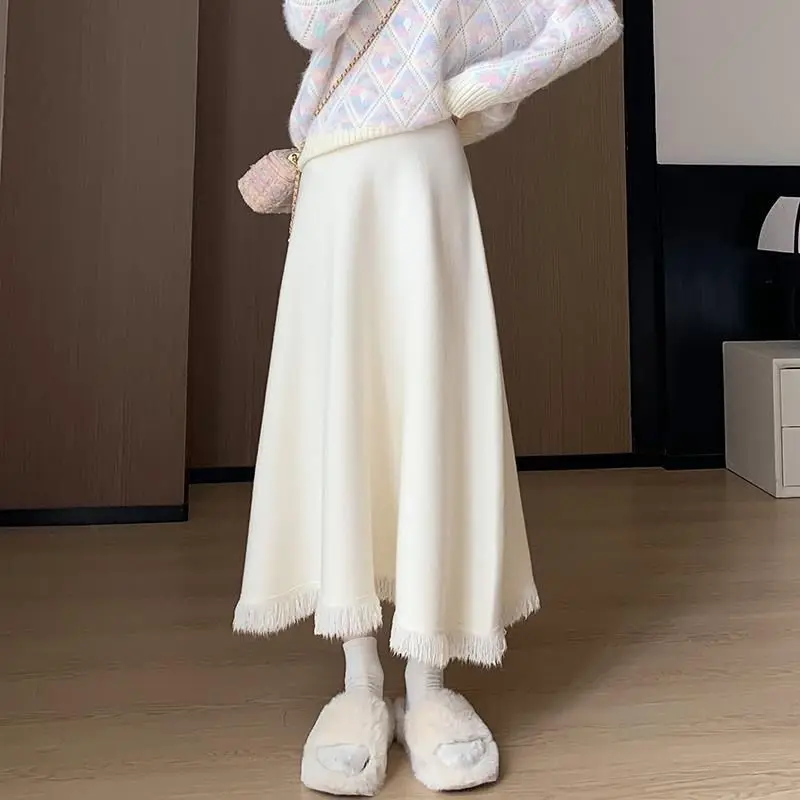 

2024 New High-waisted Slimming Knit Skirt Medium-length Draped A- line Large Wave Women's Fashion Cross-border Style E2097