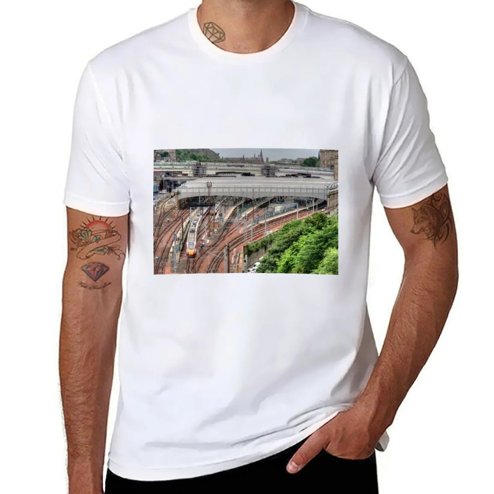 

Edinburgh Waverley T-Shirt man t shirt cotton funny t shirts cotton T-Shirt