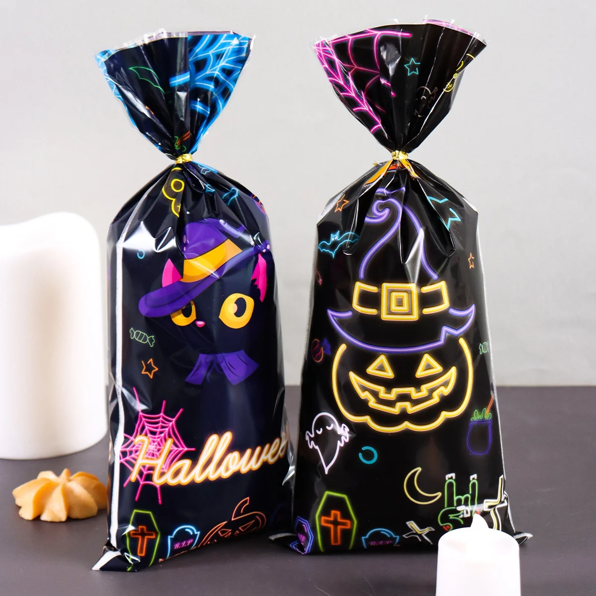 【セール中】25/50/100 個ハロウィン黒猫ギフトバッグカボチャキャンディ包装袋トリックオアトリート 2025 ハッピーハロウィンパーティー装飾用品