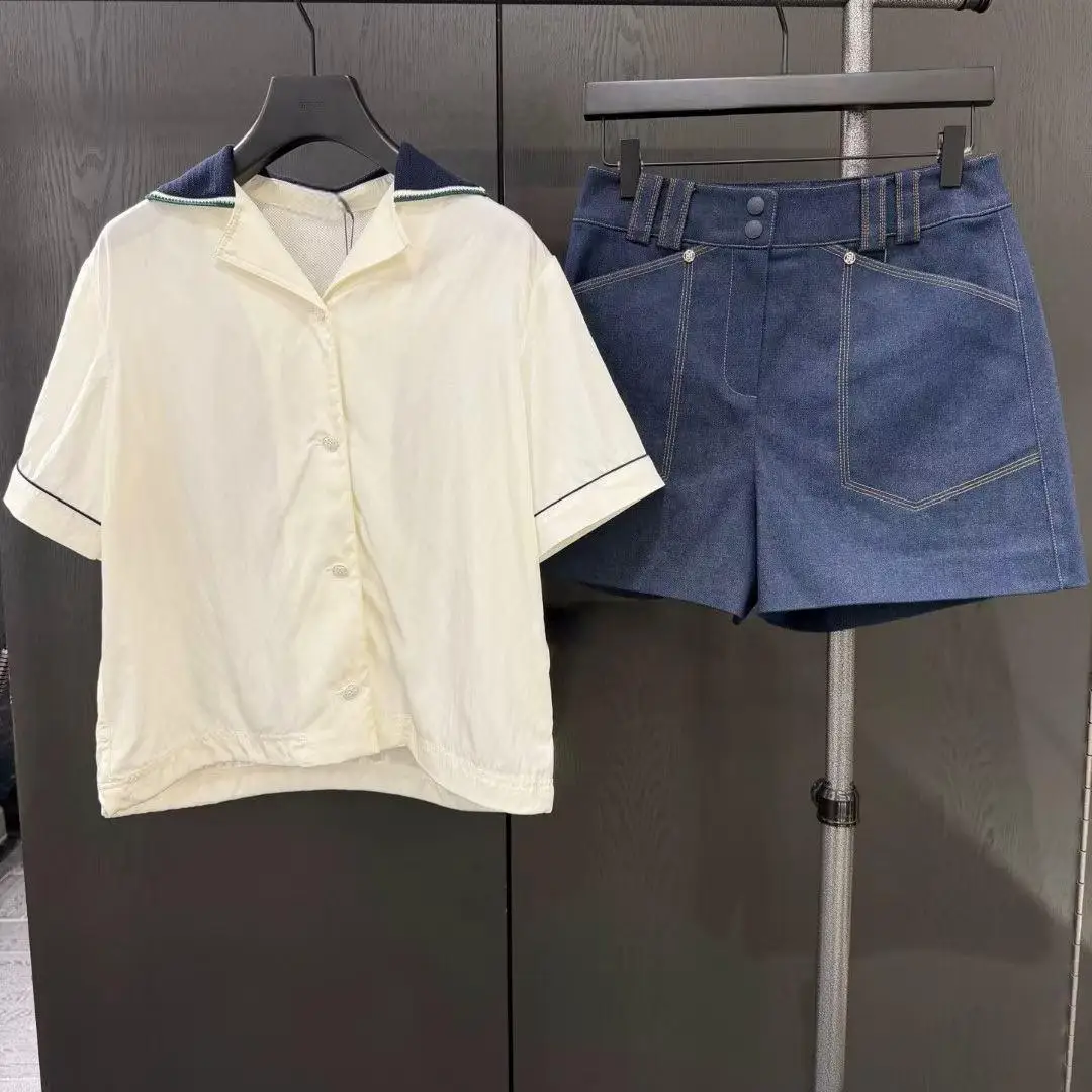Women 2026 Early Fall Casual Golf Denim Shorts Elastic Breathable Big Pockets Sports Ladies Golf Clothing
