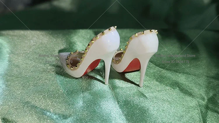 In Stock 1/6 Scale Female Soldier Sharp Pointed Shallow Mouth Rivet High-heeled Shoes For 12inch Action Figure Doll
