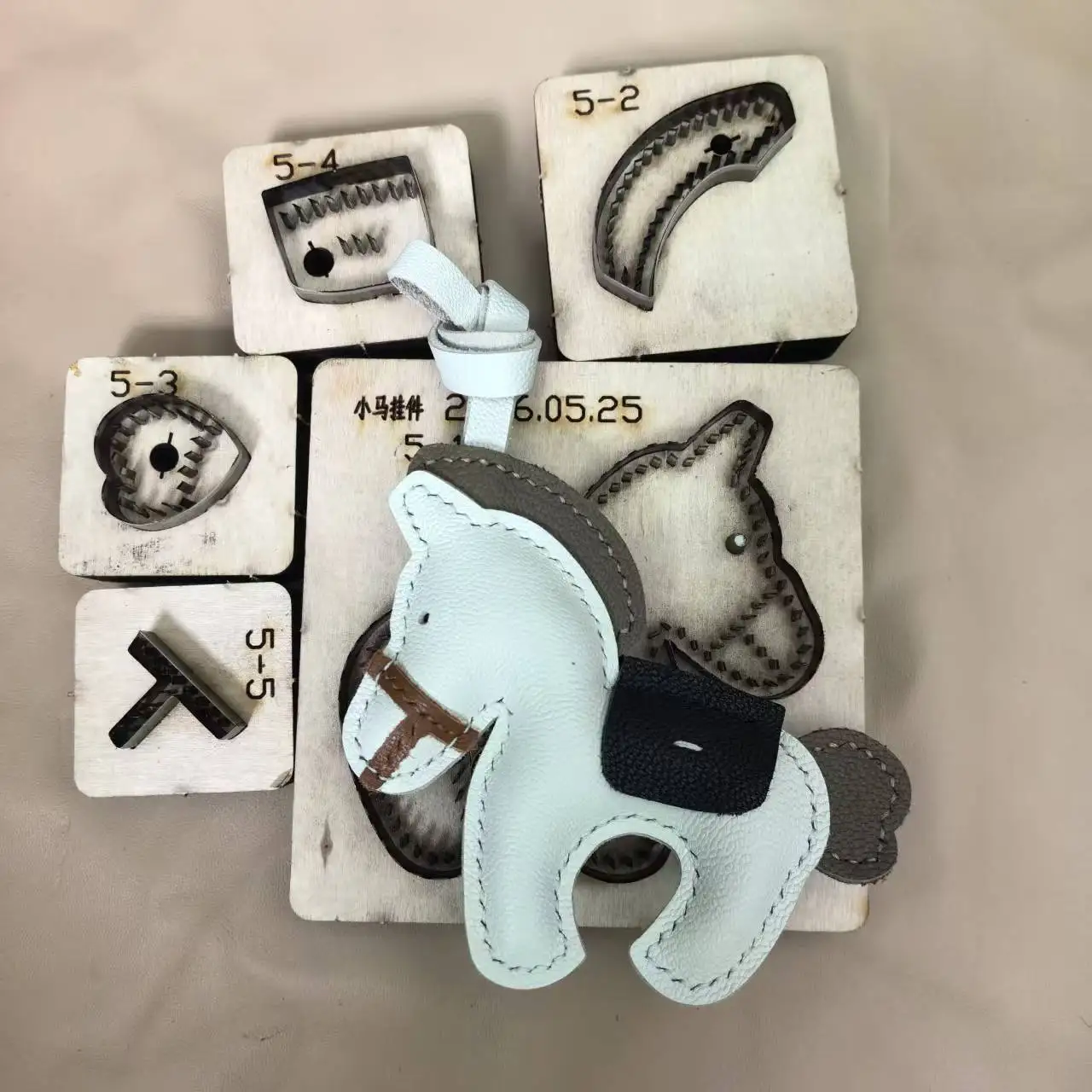 Mini Pony Horse Bag Charm Cutting Die, Laser Engraved Wood Template for Handmade Leather Bag Accessories