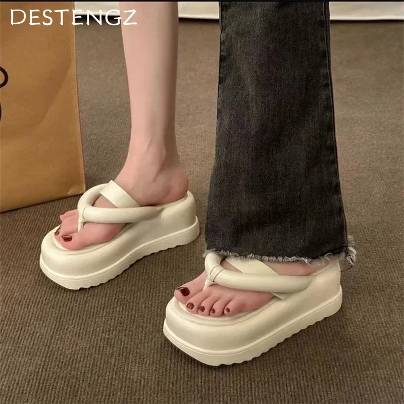 Platform Women Summer Slippers Flats Fashion Sandals Shoes Woman 2025 Trend Designer Brand Walking Casual Cozy Flip Flops Female