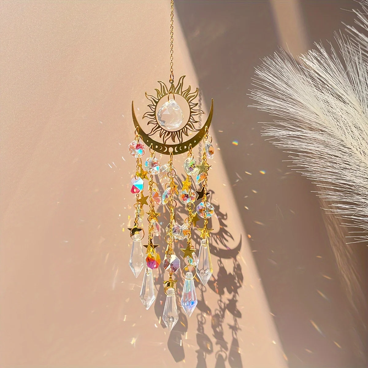 1 peça de pingente de cristal em forma de lua com chama dourada, captador de luz solar, decorações suspensas coloridas AB para jardim externo, ornamentos pendentes.