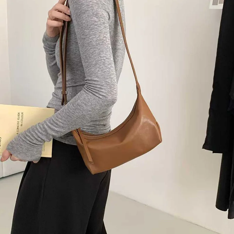 

Новая женская сумка для пельменей из овчины, нишевая сумка из натуральной кожи на плечо, подмышки, женская сумка из мягкой кожи премиум-класса