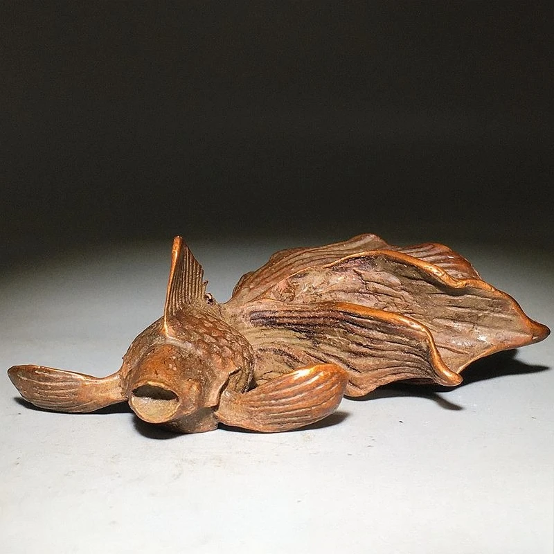 Vintage Goldfish Statue Lucky Wealth-Bringing Carp Mascot Tea Pet Desktop Ornament Home Decoration Accessories