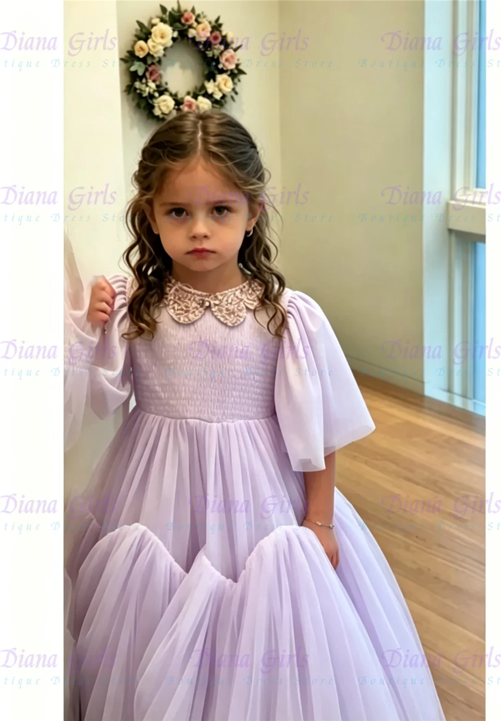 Hochwertiges, bezauberndes lila Tüll-Spitzenkleid mit flauschigen Blumen für kleine Mädchen – perfekt für Hochzeiten, Geburtstage, Abendveranstaltungen, Taufen und Ballkleider