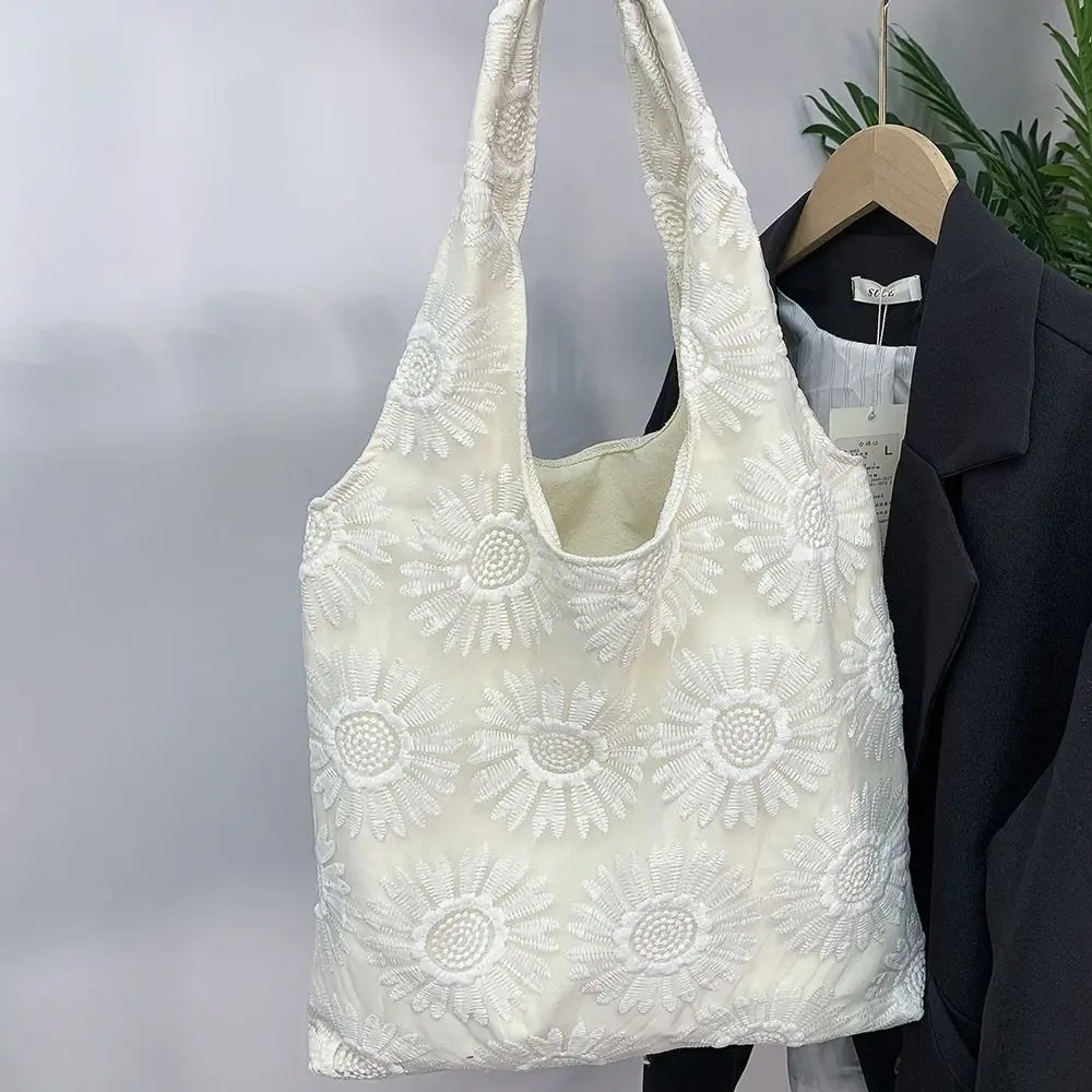 

Portable Sunflower Embroidery Women's Shoulder Bag INS Soft Casual Tote Bags Spacious Interior Trendy Shopping Bags Students