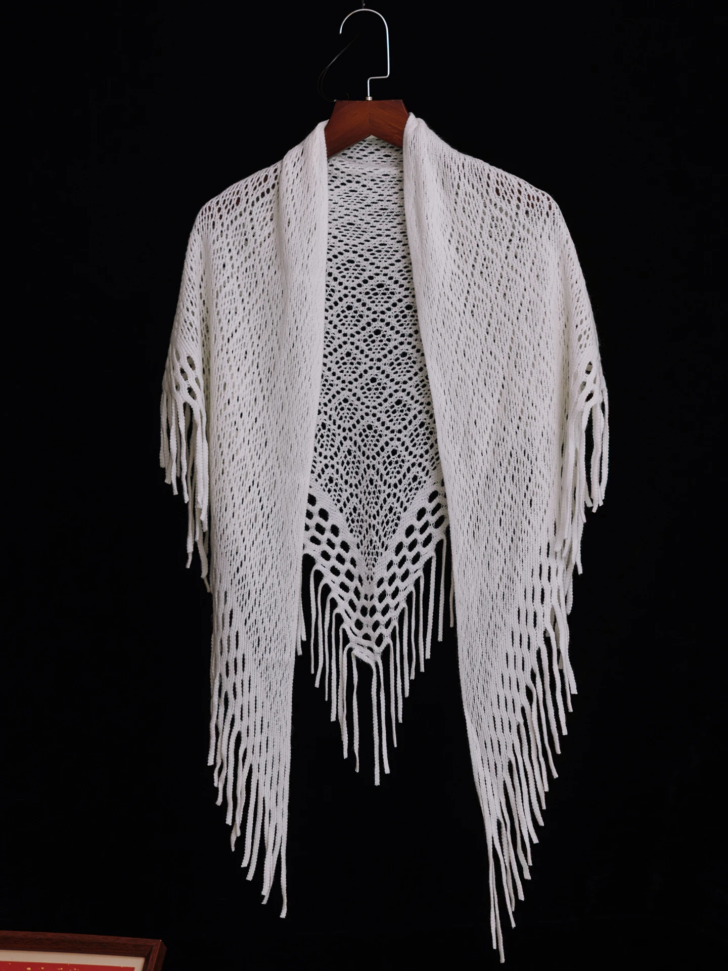 Lily Flower Embroidery Shawl for Women Summer 2026 New Hollow out Lightweight Thin Style Korean Version Flag Dress Skirt