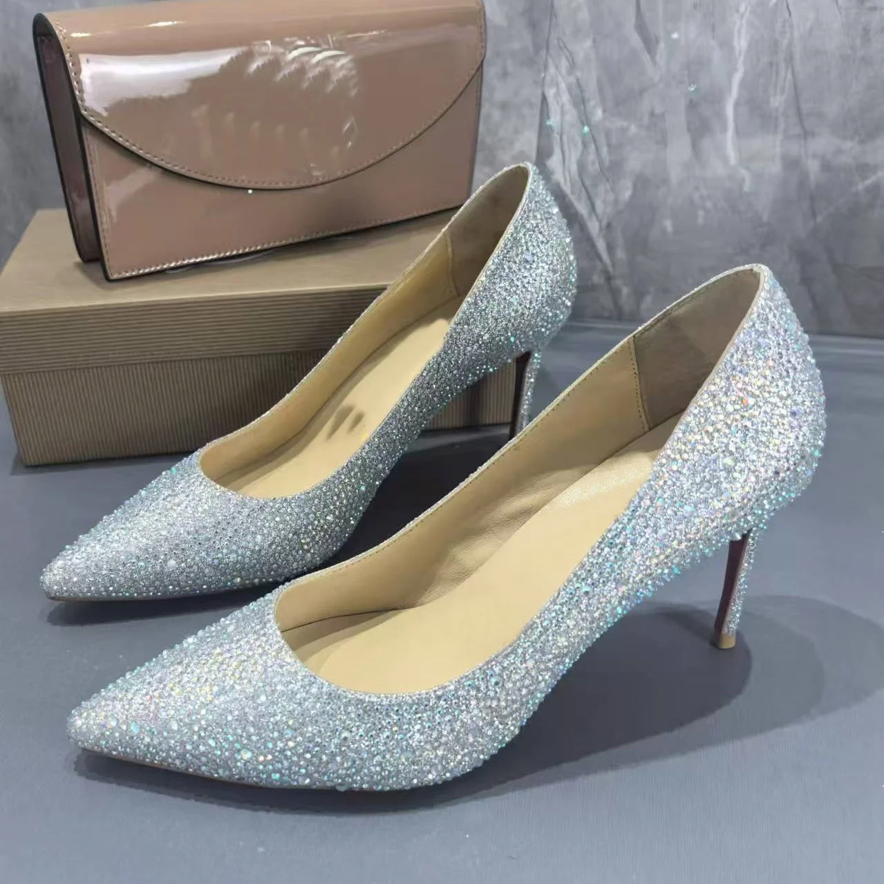 

Silver Glitter Slip On Shallow Pumps Thin High Heel Pointed Toe Fashion Sexy 2024 Summer Big Size Woman Shoes Zapatillas Mujer