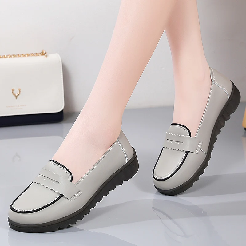 Women Leather Shoes Moccasins Flat Shoes Comfortable Female Casual Walking Shoes Fashion Non-slip Women Loafers Zapatos De Mujer