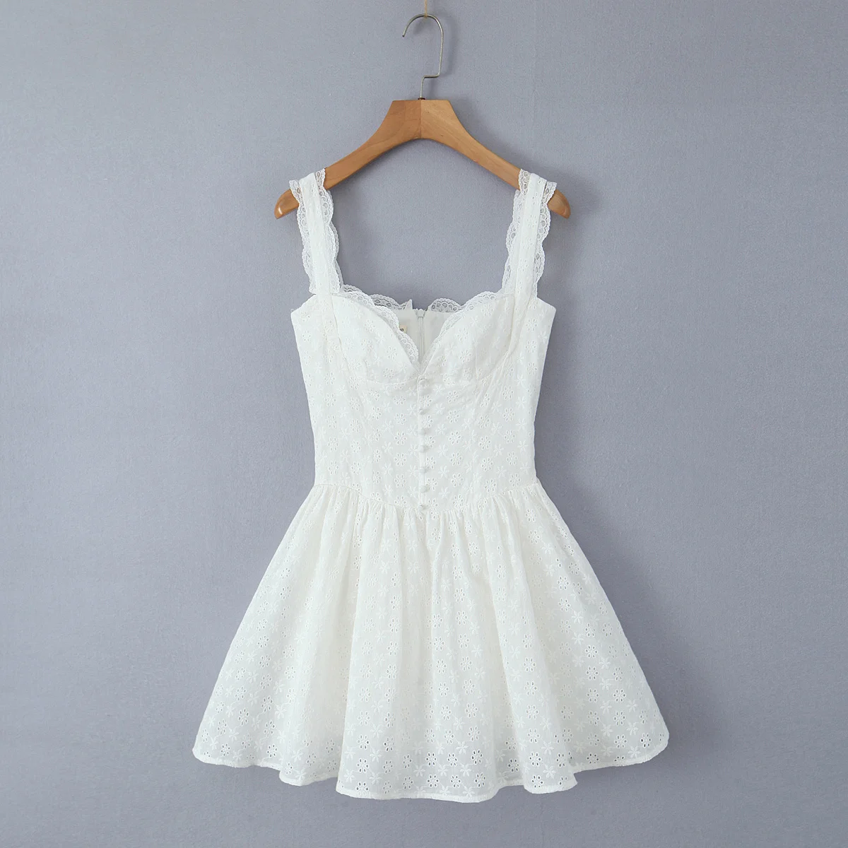 Withered Embroidery Slim Fit Sexy Summer Dress Women French Mini Dress Minimalist Retro With Lace Patchwork White