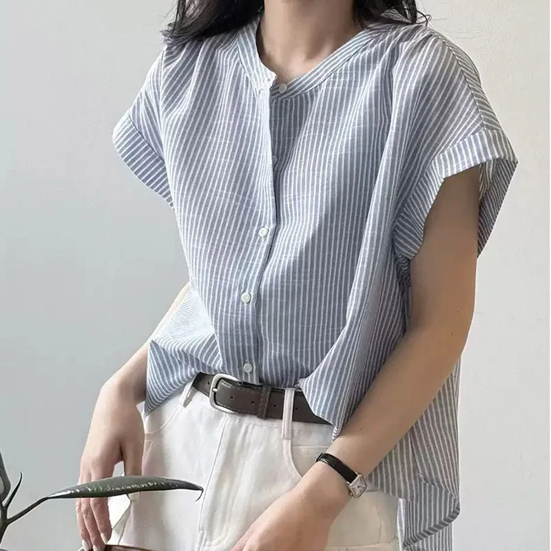

Летняя винтажная полосатая женская блузка, новинка 2025 года, однобортная однобортная рубашка с круглым вырезом и коротким рукавом, повседневные свободные офисные рубашки женские