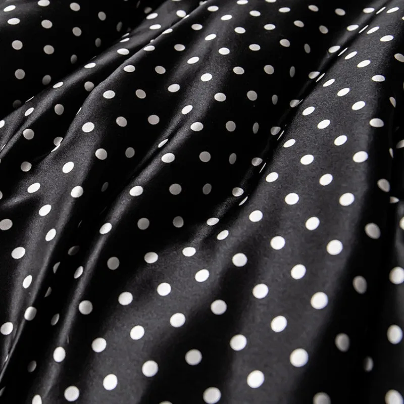 New 19 Momme Polka Dot Silk Crepe De Chine Fabric for Apparel 100% Mulberry Material Black White Polka Dot Pajama Dress Making