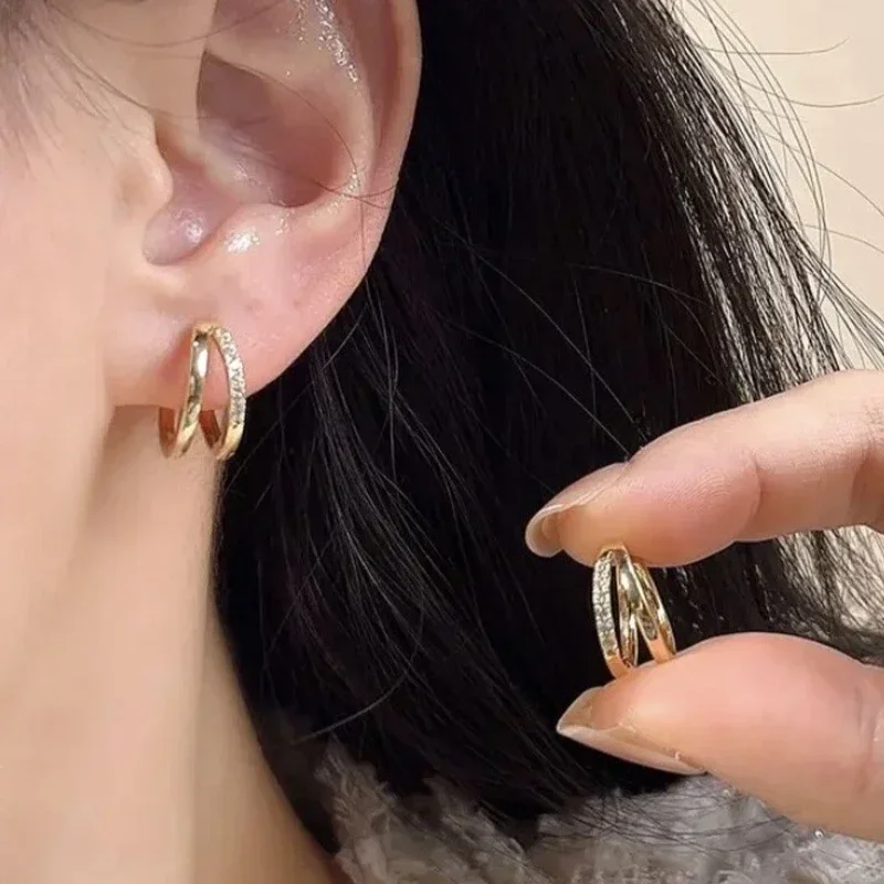 Trendy zilveren kleur dubbellaags zirkoon oorbellen voor dames mode Koreaanse eenvoudige cirkel hoepels oorbellen partij bruiloft sieraden