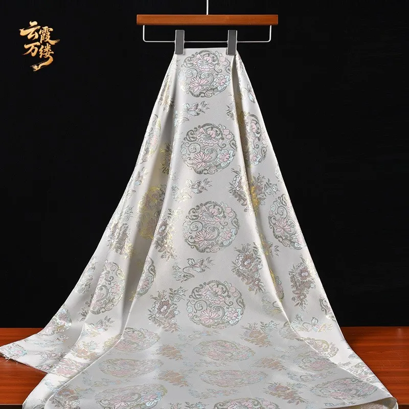 New Chinese-style golden thread flower relief jacquard fabric for cheongsam shirt and upper garment designer