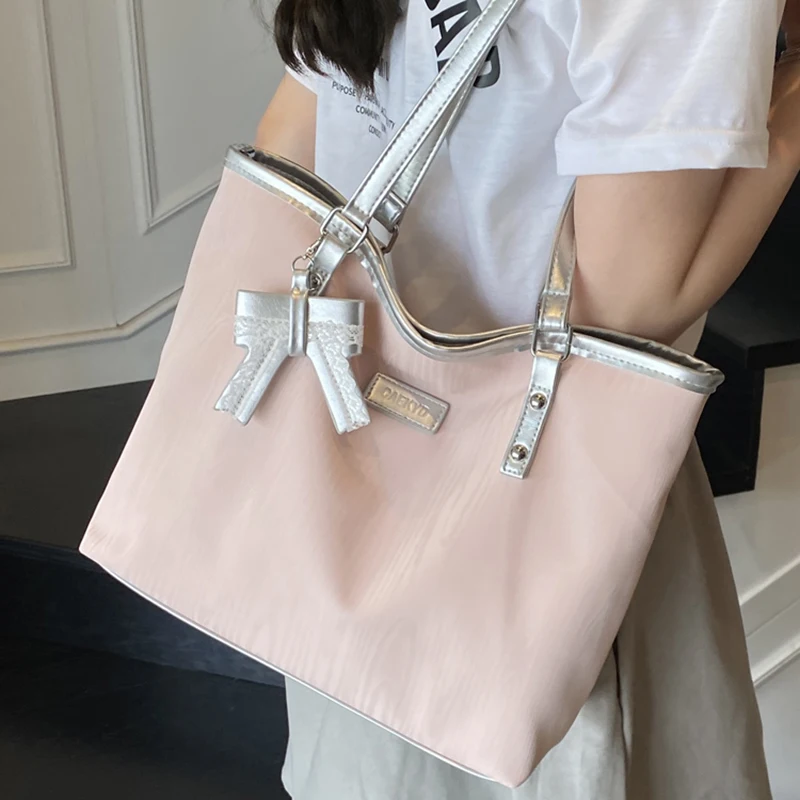

Women's 2025 New Fashionable Commuter Tote Bag Bow Decorated Underarm Bags Student Large Capacity Versatile Shoulder Bag
