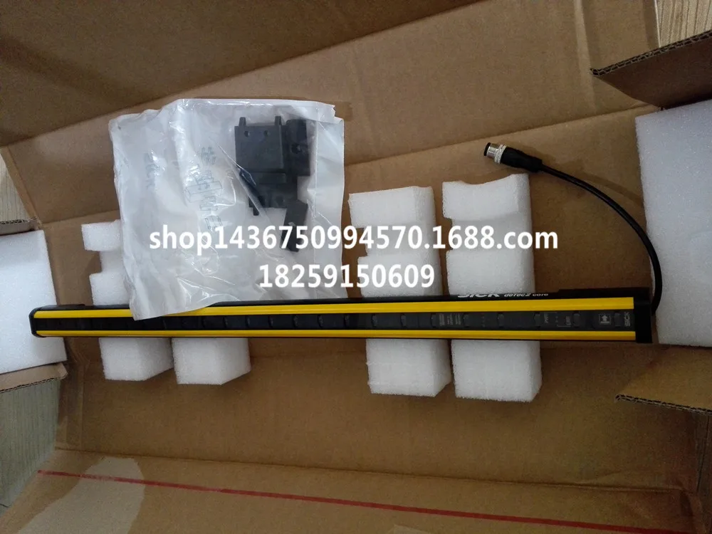

2025 Spot C2C-SA12010A10000 1213183 Spot C2C-EA12010A10000 Grating, Curtain