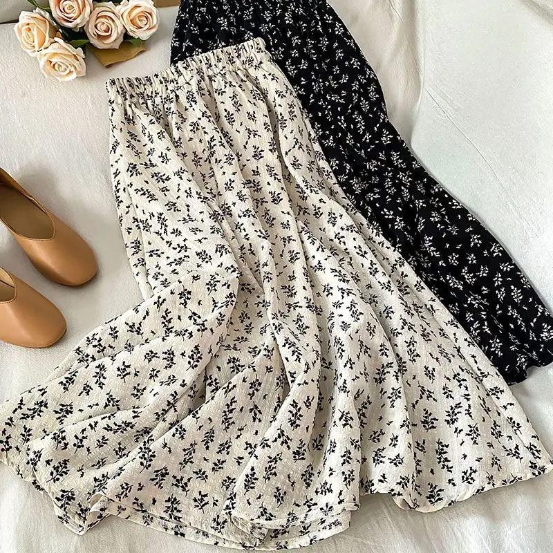 2023 Spring and Summer New Women Skirt Vintage Floral Skirt High Waist Mid Length A-line Skirt Versatile Thin Long Skirt Female