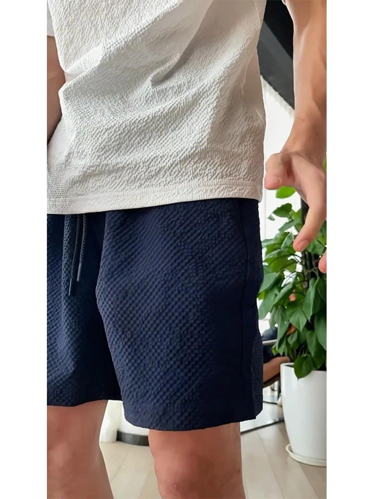 

Мужские летние тонкие брюки из ткани Bubble Cloth, 4/5 длины, быстросохнущие, в американском стиле, повседневные, до колена, молодежные, энергичные