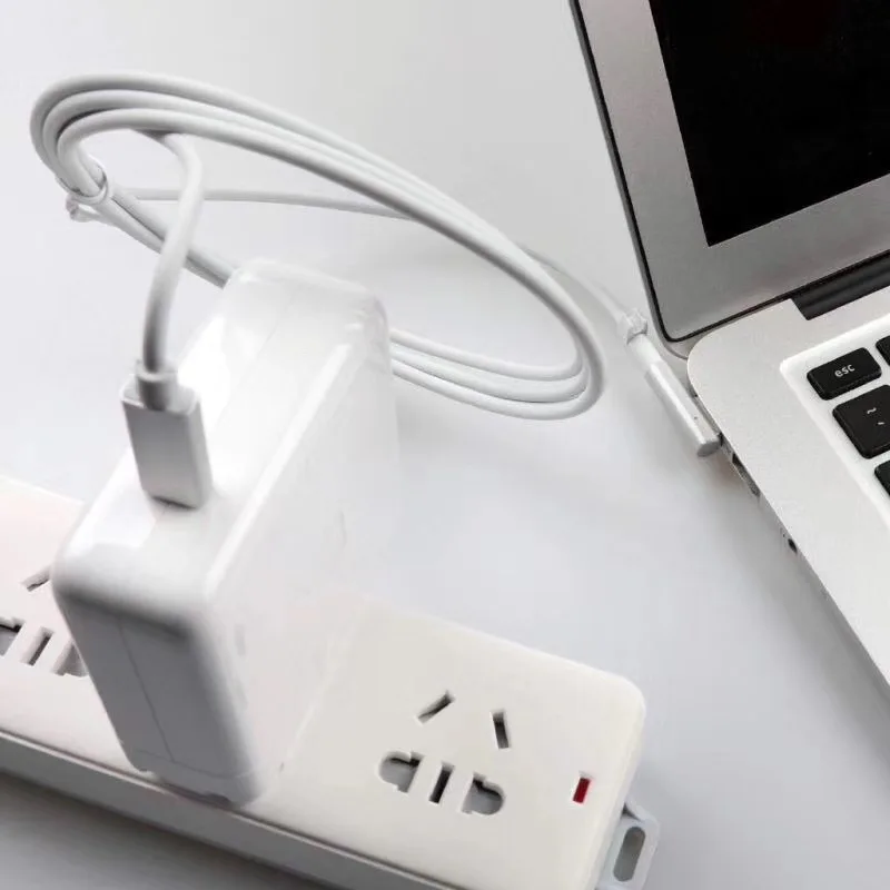 Imagem -03 - Usb-c Notebook Laptops Adaptador de Alimentação Tipo-c Carregador Rápido para Macbook Pro 12 Polegadas 13 Polegadas 2023 2023 Barra de Toque 30w 61w 87w pd