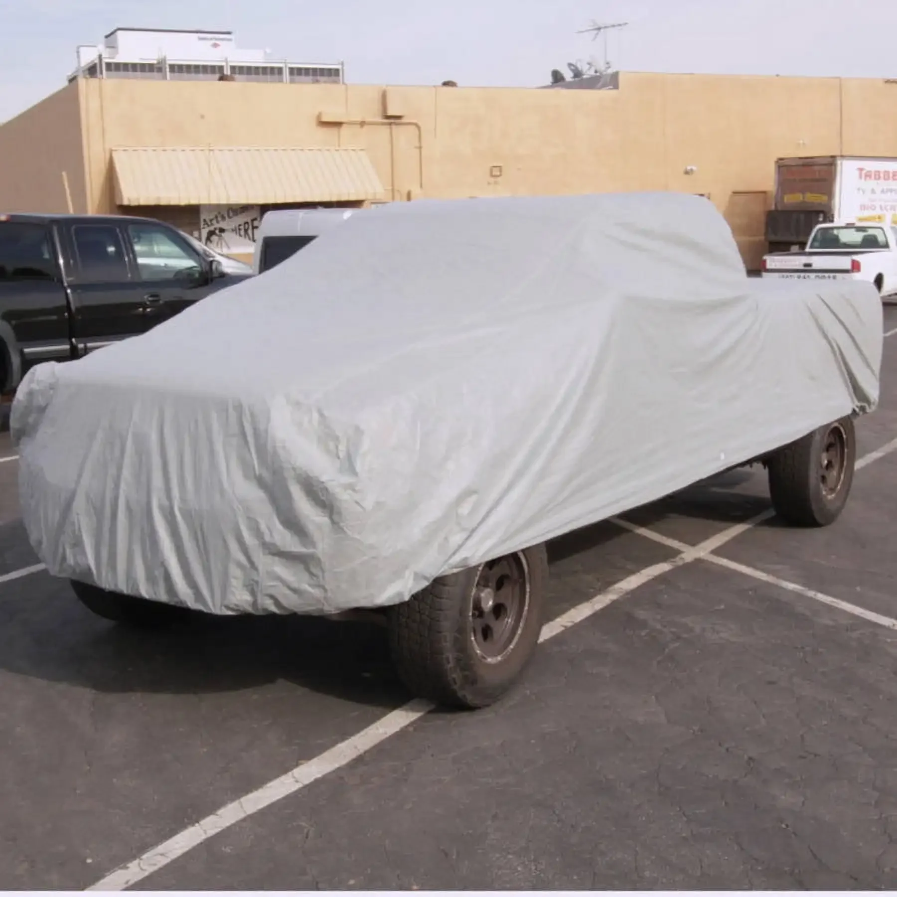 

Truck Cover, Indoor/UV and SUN Proof, Scratch Free, Water-Resistant, 7 Sizes,Insulated Design