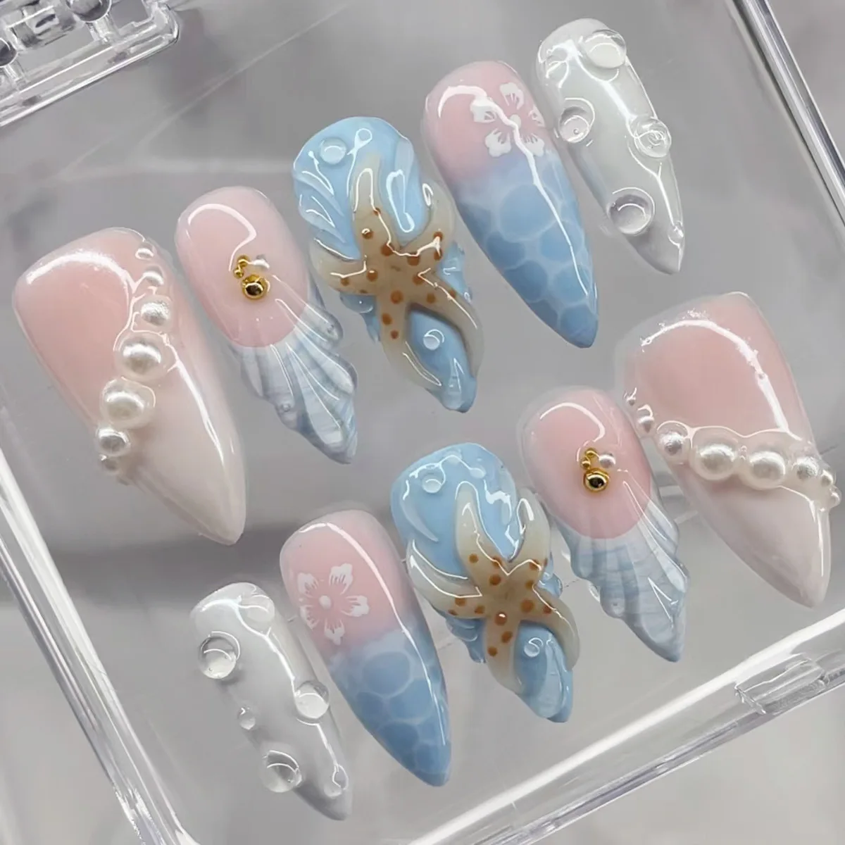 

24PCS Sweet False Nails Summer Beach starfish with Pearl French Fake Nails Sky Blue Ripple Almond Detachable Press On