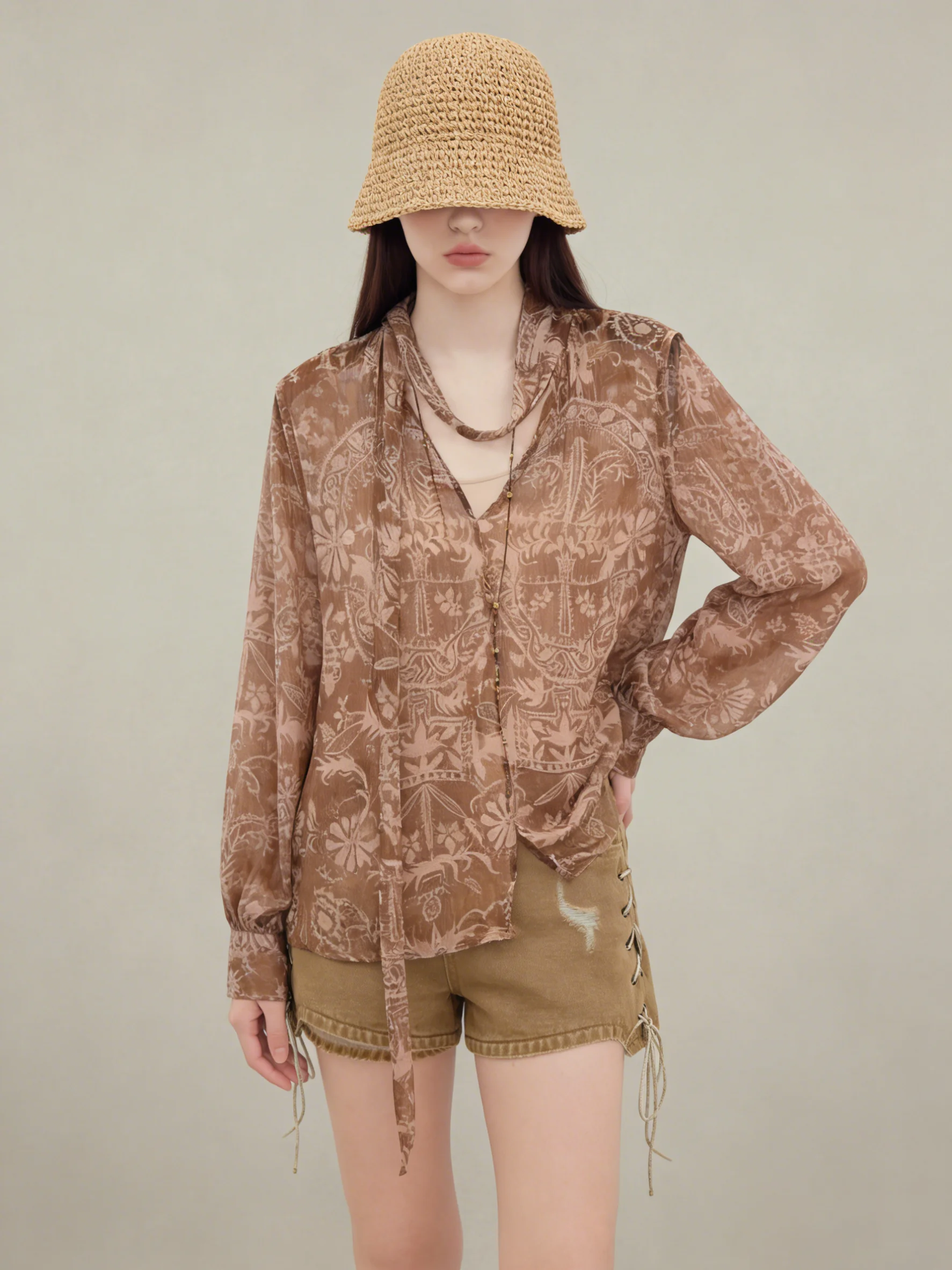 

Retro Ethnic Print Long Sleeve Thin Shirt Women's Style 2026 Spring New Casual Loose Fit Polyester Blend V-Neck Button-Up Top