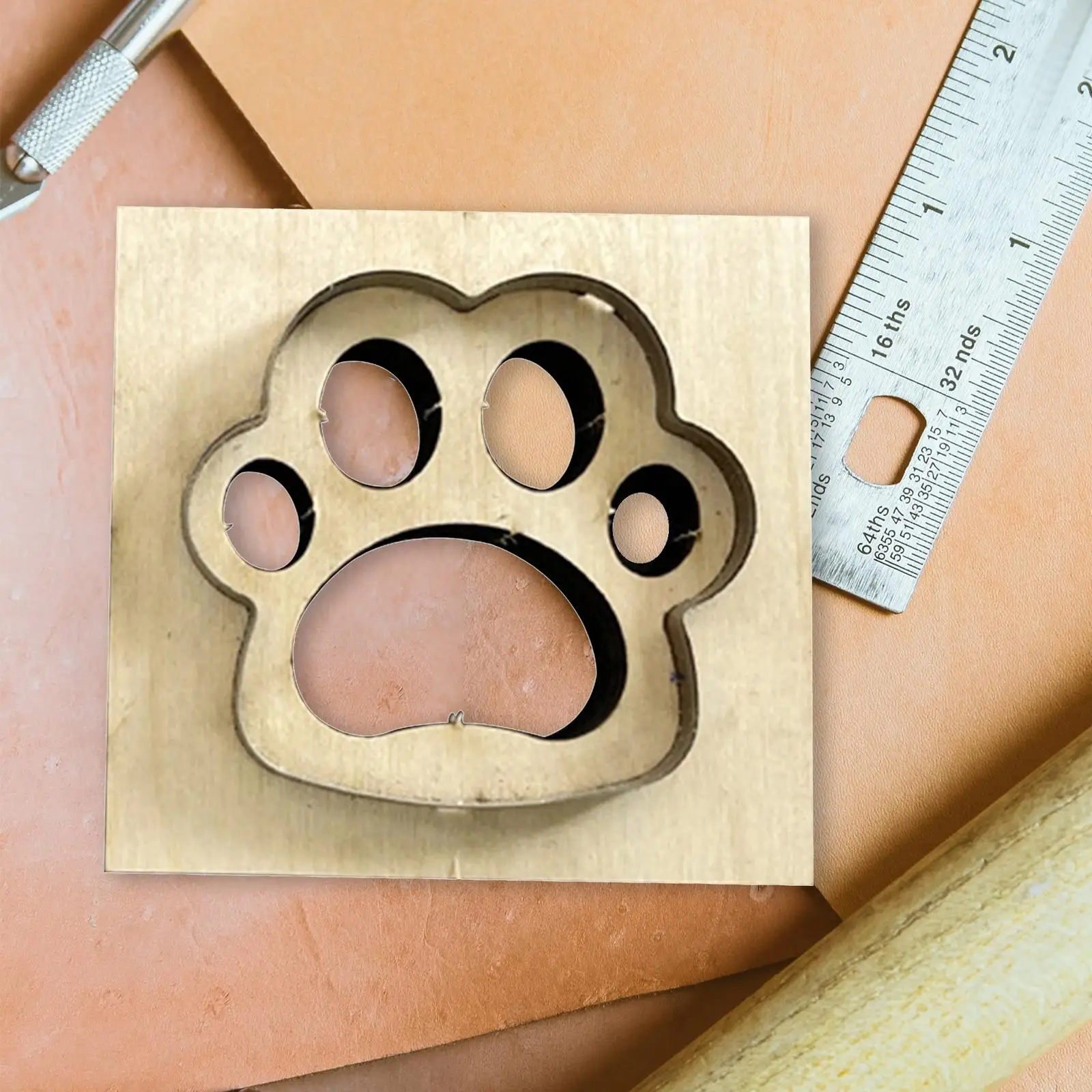 Leather Dog paw Cutter Die Die Template Cutting Punching Tool Leather Craft