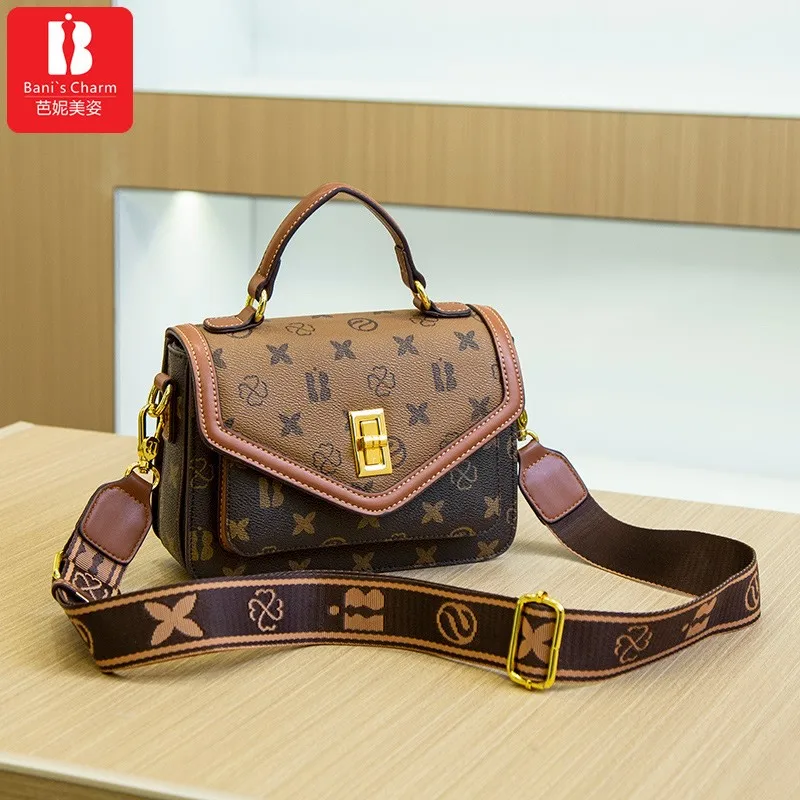 

BANI'S CHARM brand handbag, women's retro postman bag, large capacity, high-end feeling, fashionable one shoulder crossbody bag