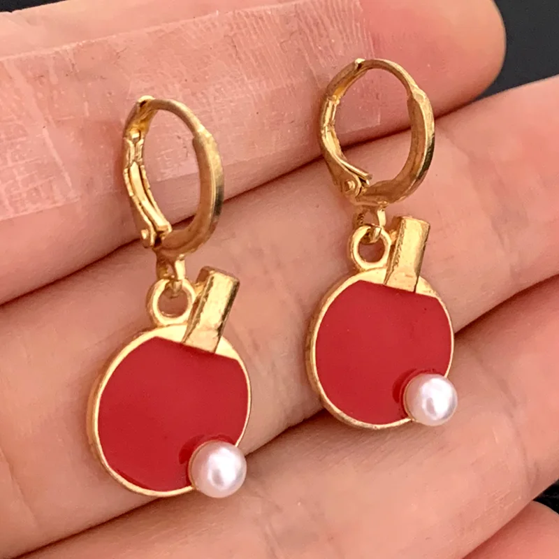 لعب تنس الطاولة تصميم إسقاط أقراط ، مقلد بيرل أقراط ، بينغ بونغ مجداف نمط ، مجوهرات تذكارية هدية ، المشجعين