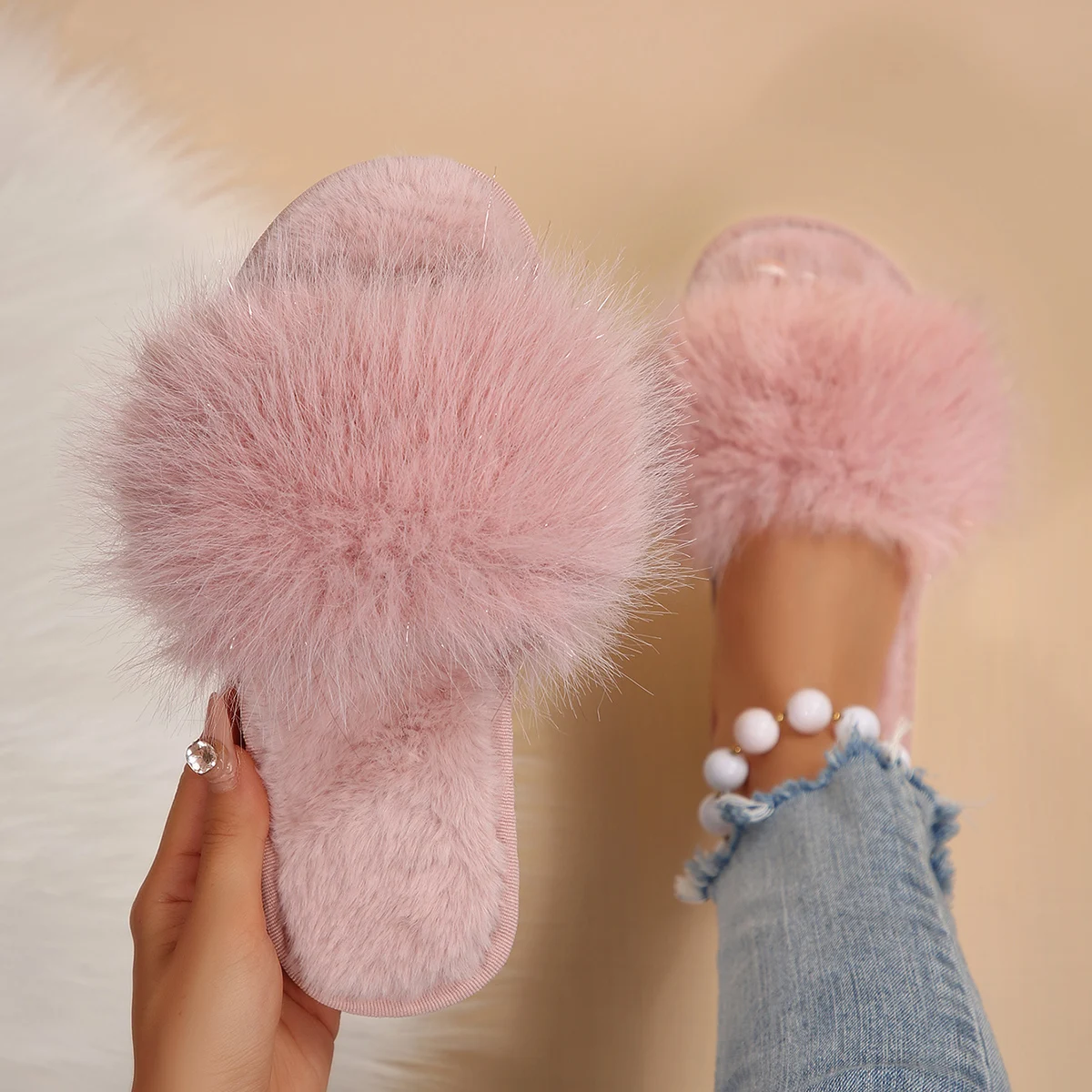 

Women Winter Slippers Fashion Fluffy Bedroom Slippers Plush House Shoes Women Warm Comfy Non Slip Open Toe Shoes Slides Women