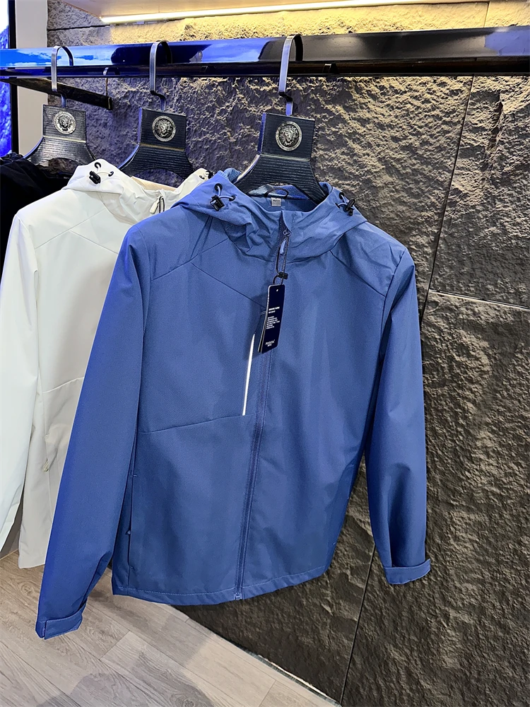 

Men's Fashionable Windproof Waterproof Spring Jacket Hat Reflective Print Outdoor Clothing Loose Fit Long Sleeve Urban Style
