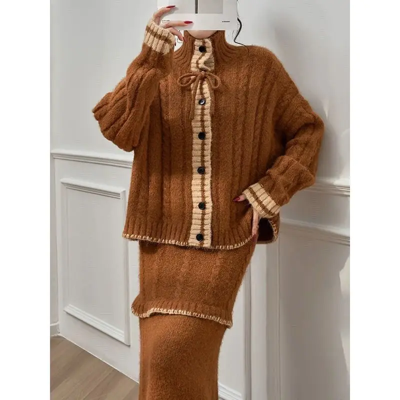 Color Blocking Lapel Knitted Sweater Set For Women'S 2026 Autumn And Winter Fashion Temperament, Complete Set