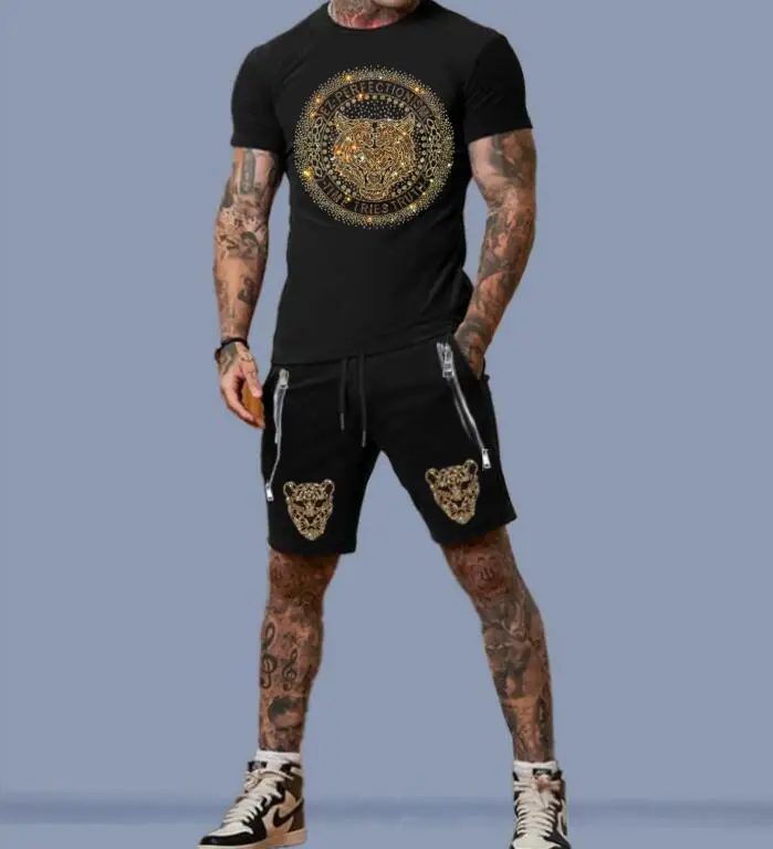 

Summer Fashion Rhinestone Knitted outfit for Men Short Sleeve Slim Fit Round Necked Casual tracksuit