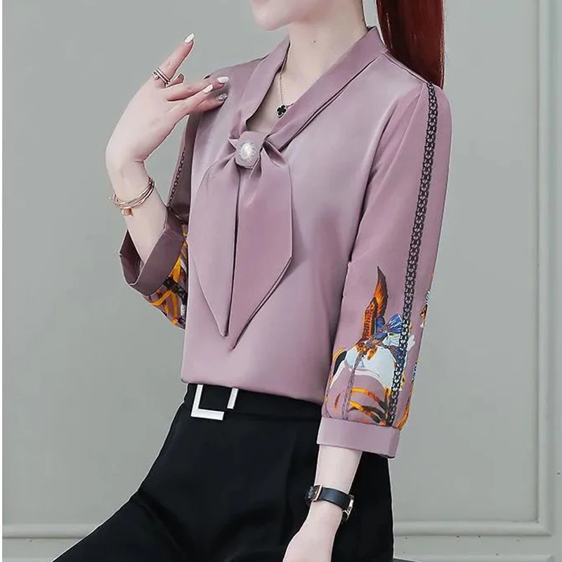 Summer New V-neck Fashion Three Quarter Blouse Women High Street Casual Loose Printing Pullovers Elegant Embroidered Flares Tops