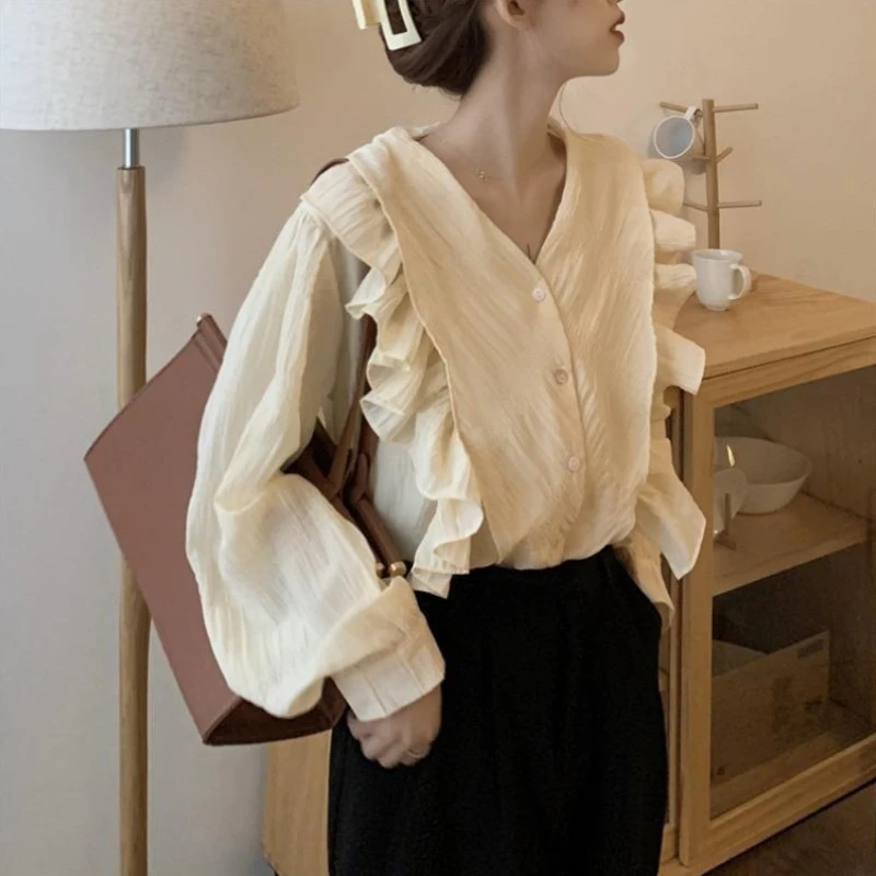 

V Neck Women's Shirt and Blouse Sale of Korean Popular Clothes Cool Fine Elegant Luxury Designer Tunic 2025 Female Tops Solid